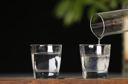 酒水營(yíng)銷(xiāo)丨高峰期如何高效售酒？掌握這些實(shí)戰(zhàn)技巧，業(yè)績(jī)翻倍不是夢(mèng)